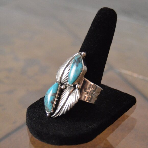 Handmade Navajo Sterling Silver and Turquoise Ring by Gregg Yazzie, Size 8.75 - Picture 3 of 8
